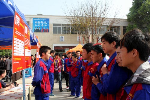 車企人才需求旺 行業(yè)現(xiàn)人才搶購潮